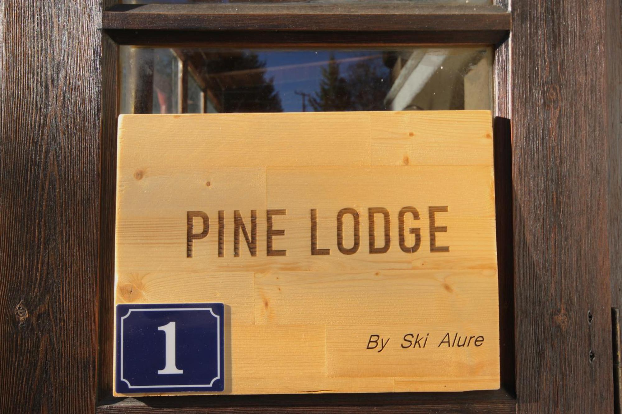 Pine Lodge By Ski Alure Arachova Exterior photo